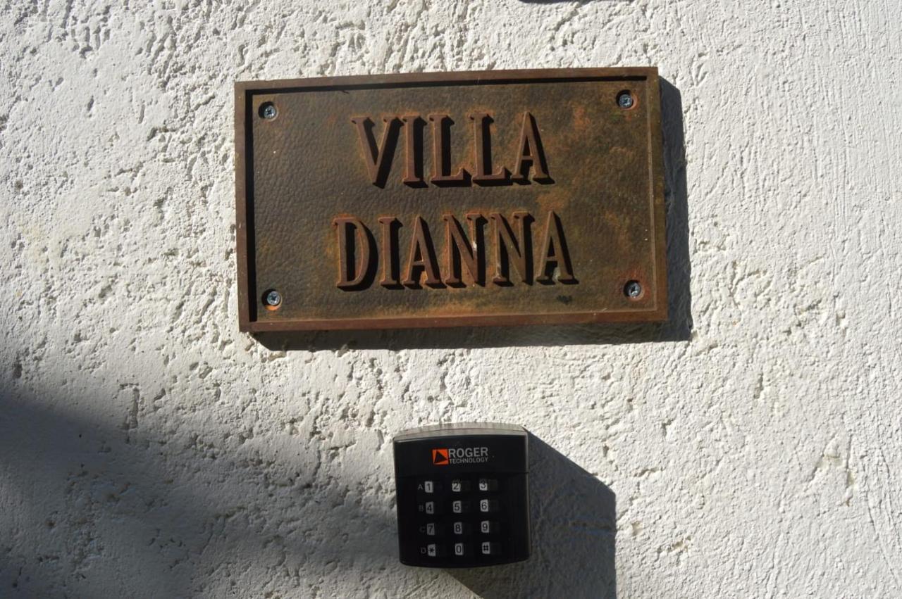 Villa Dianna - Entire Villa, Roof Terrace, Pool, Garden, Sea Views Near Dunn'S River Ocho Rios Exterior foto